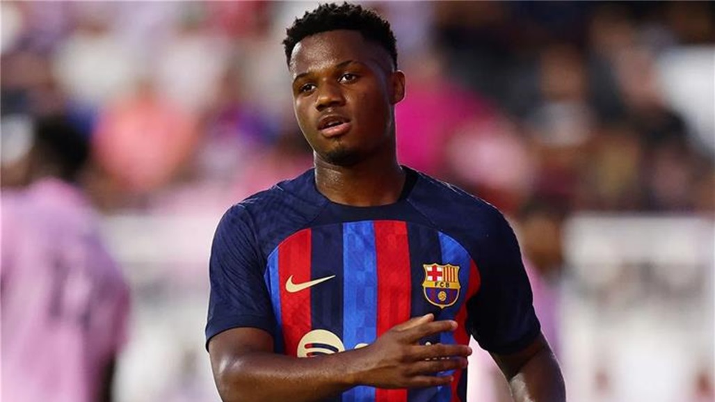 فاتي يعمق جراح برشلونة ويلوح بالرحيل عن الفريق
