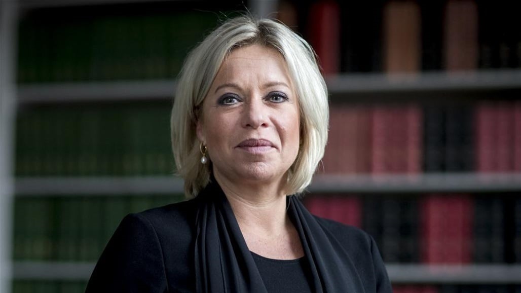 بلاسخارت والبعثة الدبلوماسية يصلون البرلمان