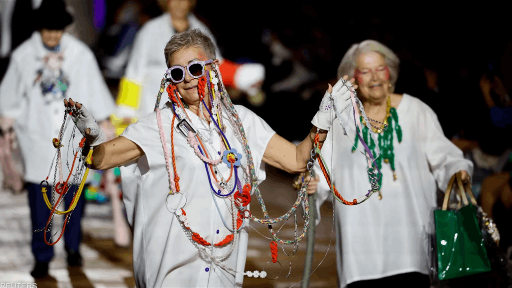 كبار سن بعمر 90 عاماَ يشاركن بعرض أزياء غير تقليدي