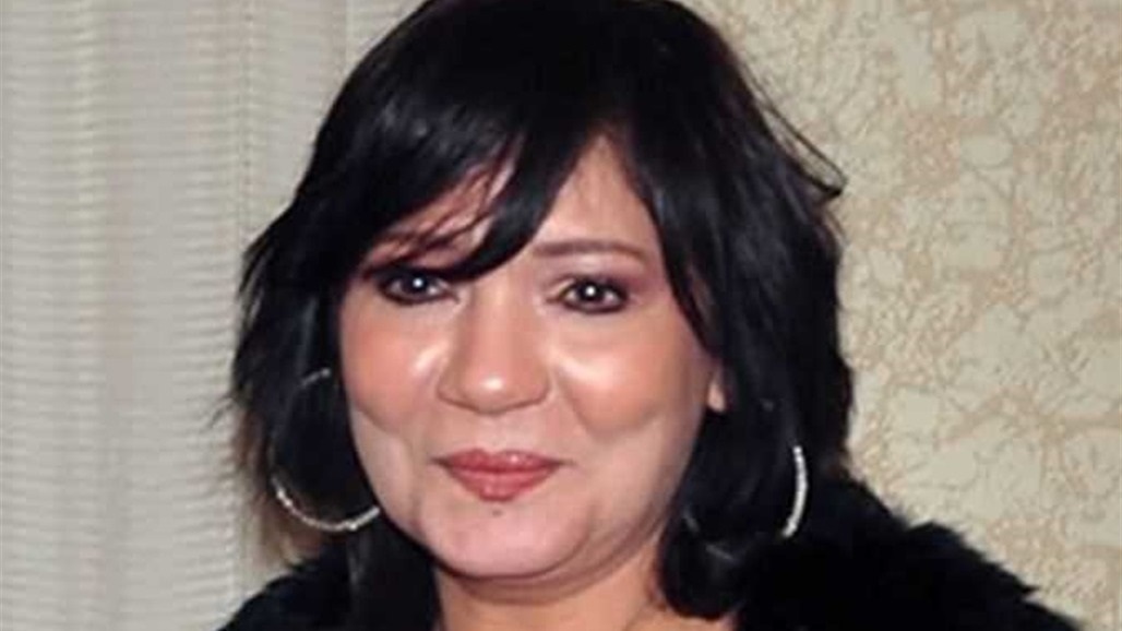 عايدة رياض تكذب خبر وفاة عادل إمام وتكشف تفاصيل حالته الصحية (صورة)