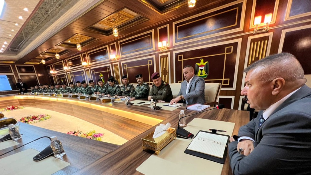 وزير الداخلية يوجه تحذيرا للضباط الذين يرتادون "النوادي الليلية" 