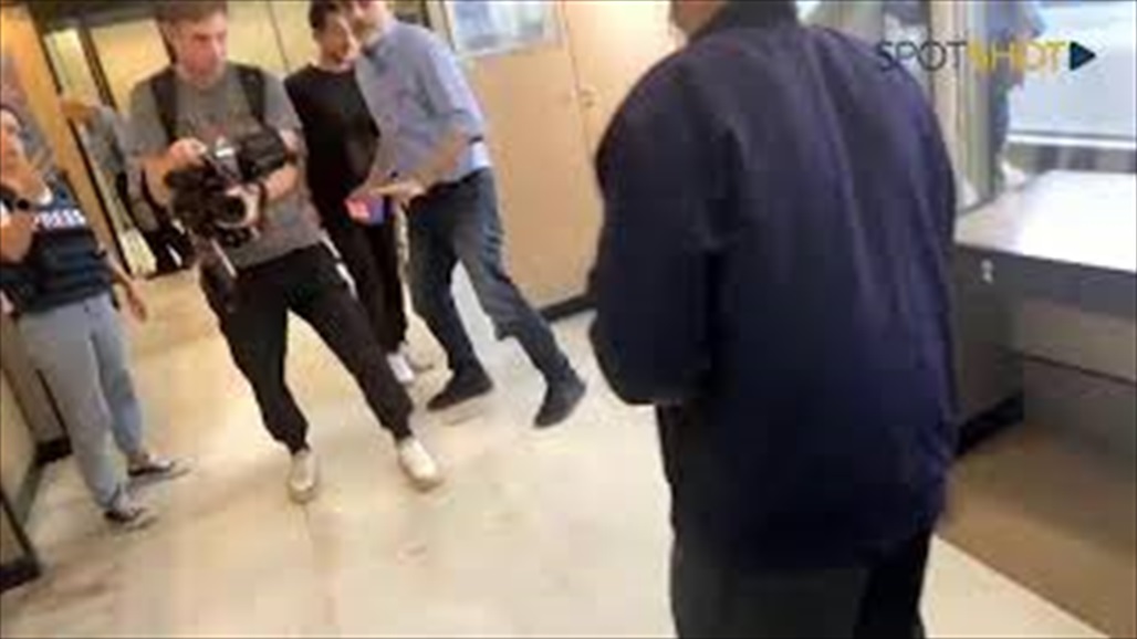 مسلح يقتحم مصرفا في لبنان: "أنا ضابط سابق وجئت لأخذ أموالي" (فيديو)