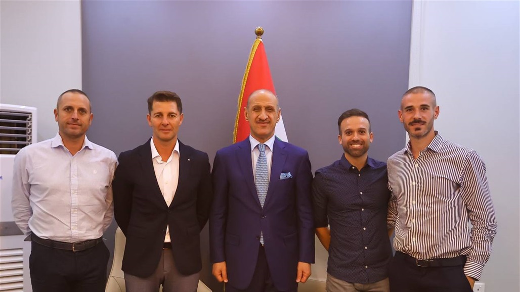 رسمياً.. اتحاد الكرة يعلن التعاقد مع كادر إسباني لتدريب المنتخب الوطني