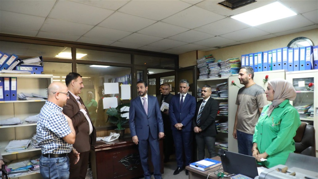وزير التعليم يوجه بأتمتة الإجراءات في دائرة البعثات وتطوير أنظمتها