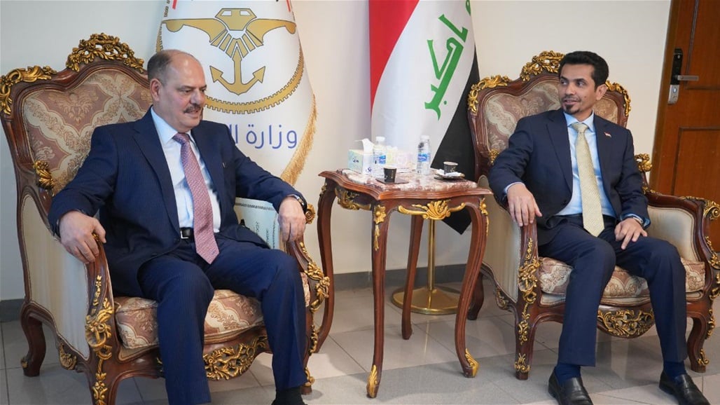 نقيب الصحفيين يلتقي وزير النقل ويبحث معه سبل التعاون مع الأسرة الصحفية 