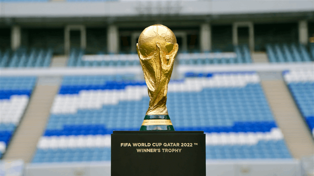 مُجسم كأس العالم يحط رحاله في قطر بعد انتهاء جولته العالمية (فيديو) 