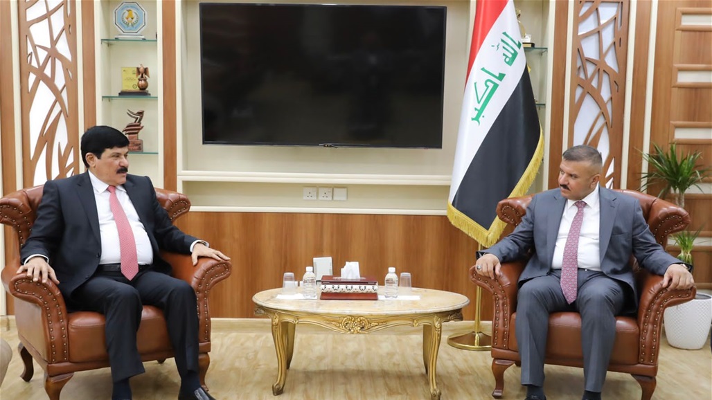 وزير الداخلية يبحث آفاق التعاون المشترك مع سفراء ثلاث دول