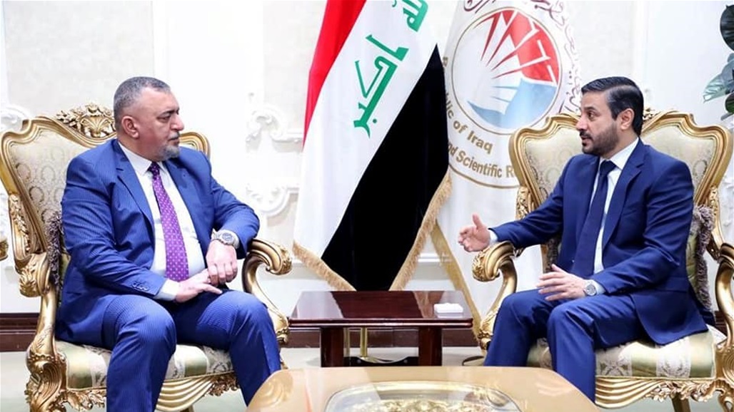 تعيين الأوائل وحملة الشهادات على طاولة مباحثات التعليم والخدمة الاتحادي