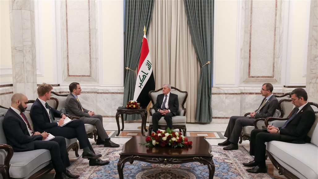 رئيس الجمهورية والسفير البريطاني يبحثان ملف النازحين 