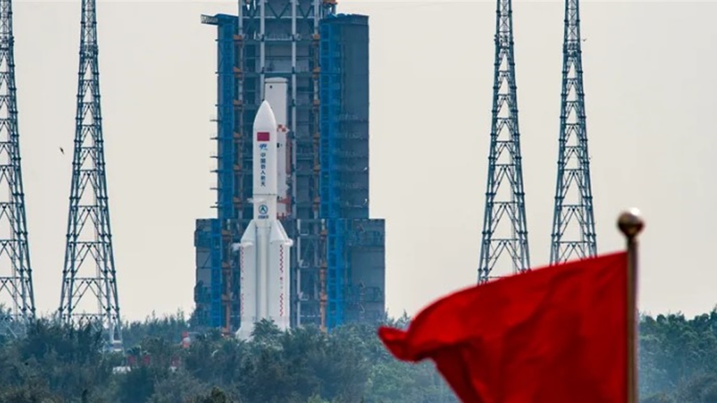 بعد ستة أشهر.. عودة رواد الفضاء الصينيين الى الارض