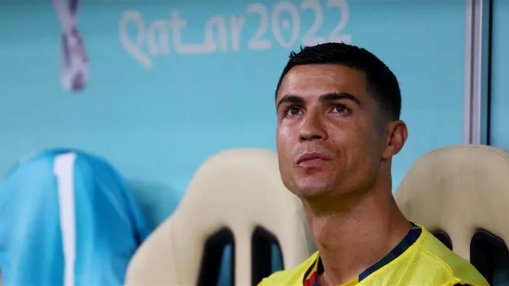بالصور.. رونالدو ينهار باكياً بعد الخروج من كأس العالم