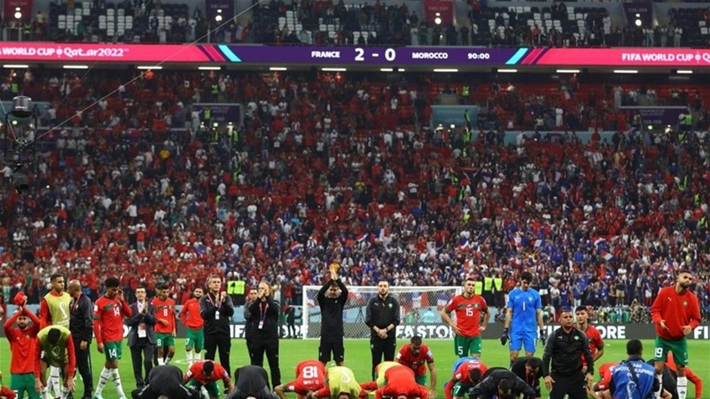 بحضور ماكرون.. هتاف &quot;لا إله إلا الله&quot; يهز مدرجات مواجهة المغرب وفرنسا (فيديو)