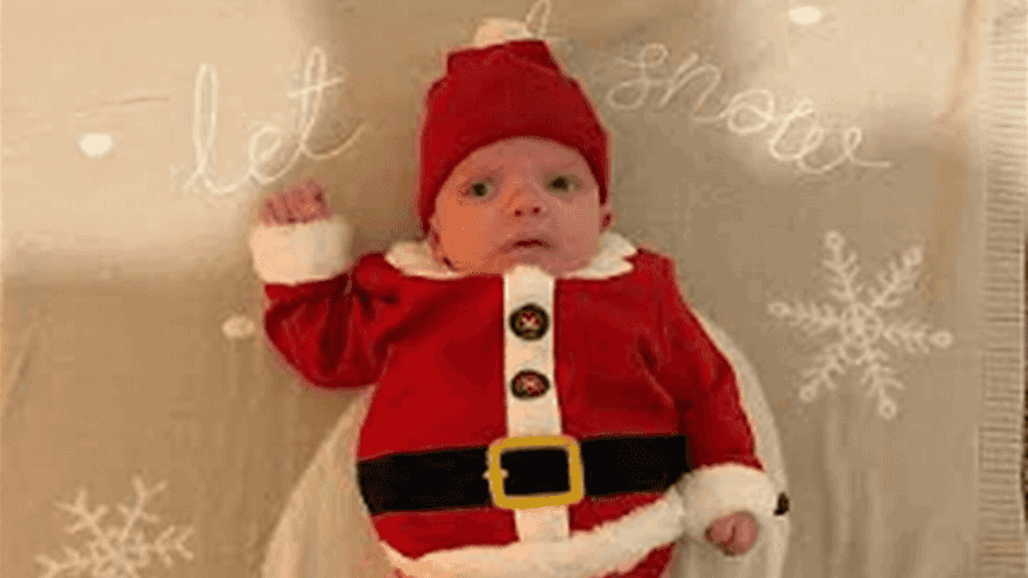 حالة نادرة تثير حيرة الأطباء.. طفل كندي لا يشبه والديه