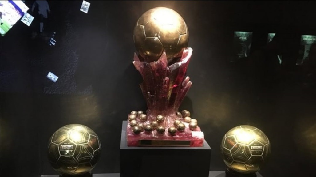 بعد التتويج بكأس العالم.. هل يحصل ميسي على &quot;الكرة الذهبية السوبر&quot;؟