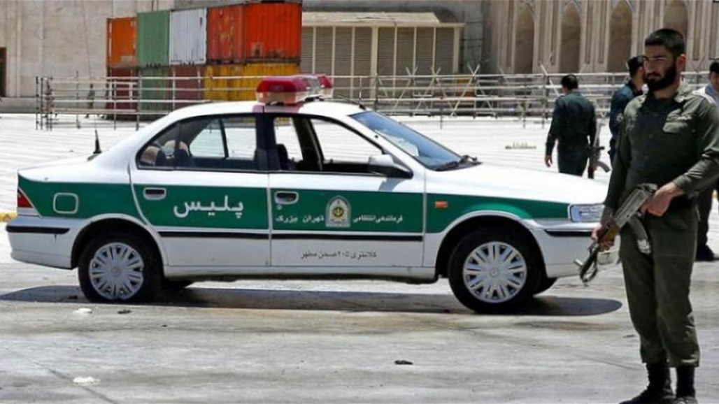 إيران توقف لاعبي كرة قدم سابقين وحاليين