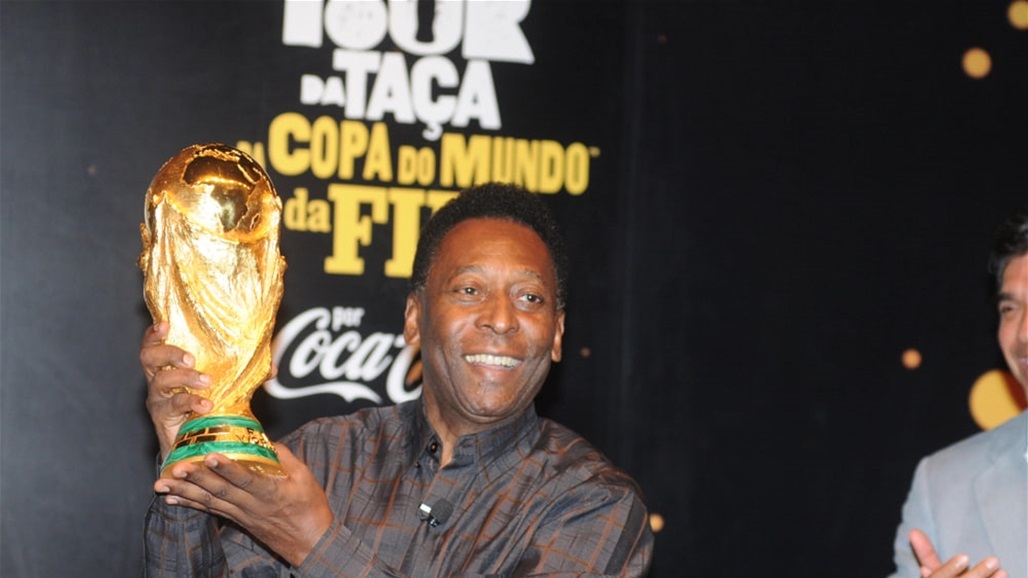 "مقبرة عامودية".. تفاصيل موقع دفن بيليه "غير المألوف" 