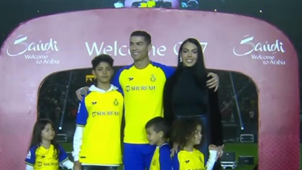 النصر السعودي يقدم رونالدو في حفل عالمي