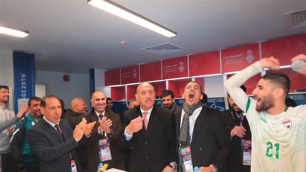 بعد الفوز على السعودية.. أجواء "حماسية" بغرفة تبديل الملابس للمنتخب الوطني