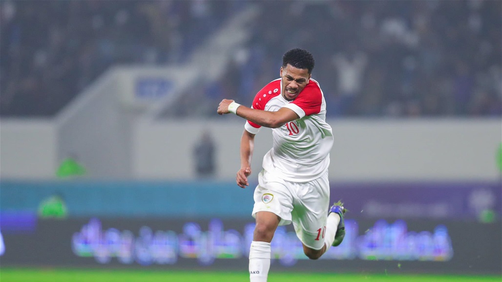 عُمان يهزم البحرين ويضرب موعداً مع العراق في النهائي الخليجي