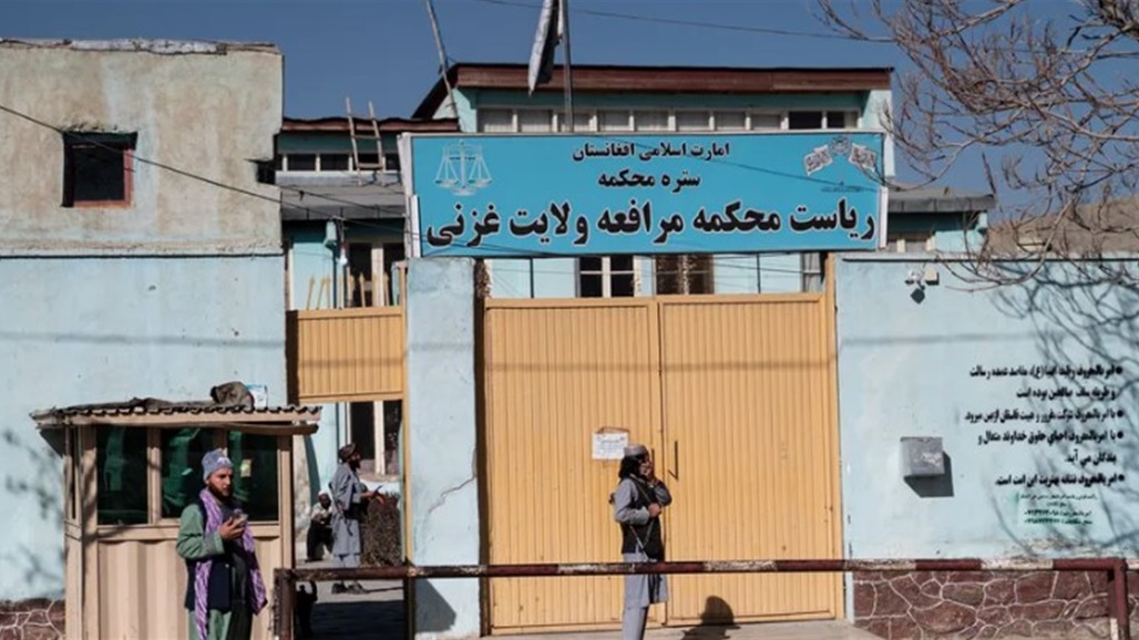 في ملعب رياضي.. طالبان تجلد 9 رجال لأسباب مختلفة 