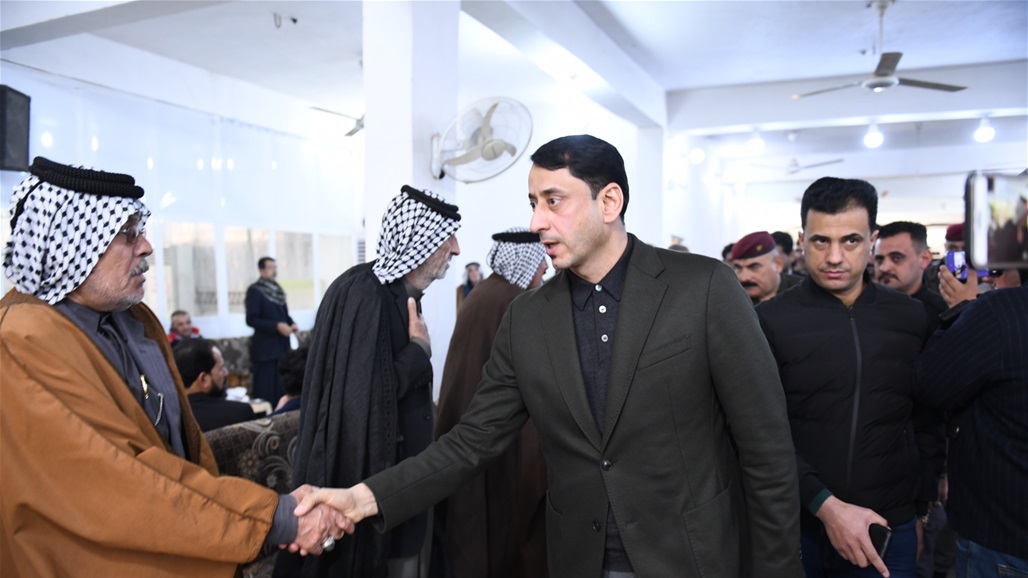 الغزي يحضر مجالس عزاء ضحايا مشجعي المنتخب الوطني في ذي قار (صور)
