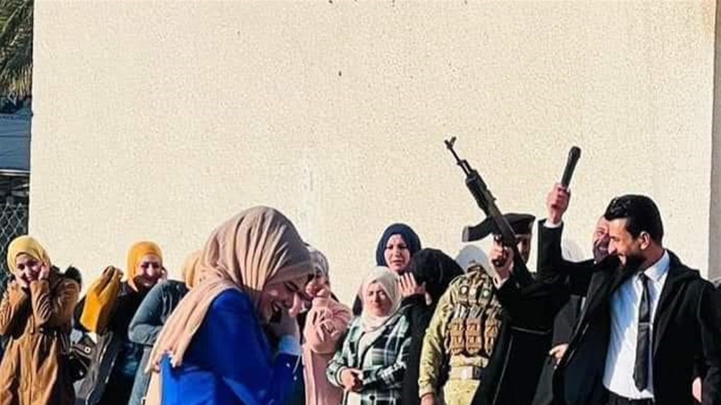 التربية تتخذ إجراءً بحق مدير مدرسة أشهر سلاحه داخل الحرم المدرسي 