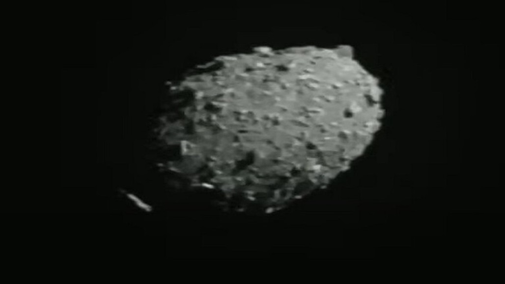عالم فلك روسي يكشف كويكب ضخم يقترب من الأرض في هذا الموعد