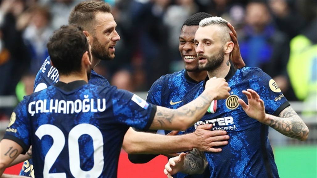 إنتر ميلان يتوصل لاتفاق مع نجمه دارميان لتجديد عقده