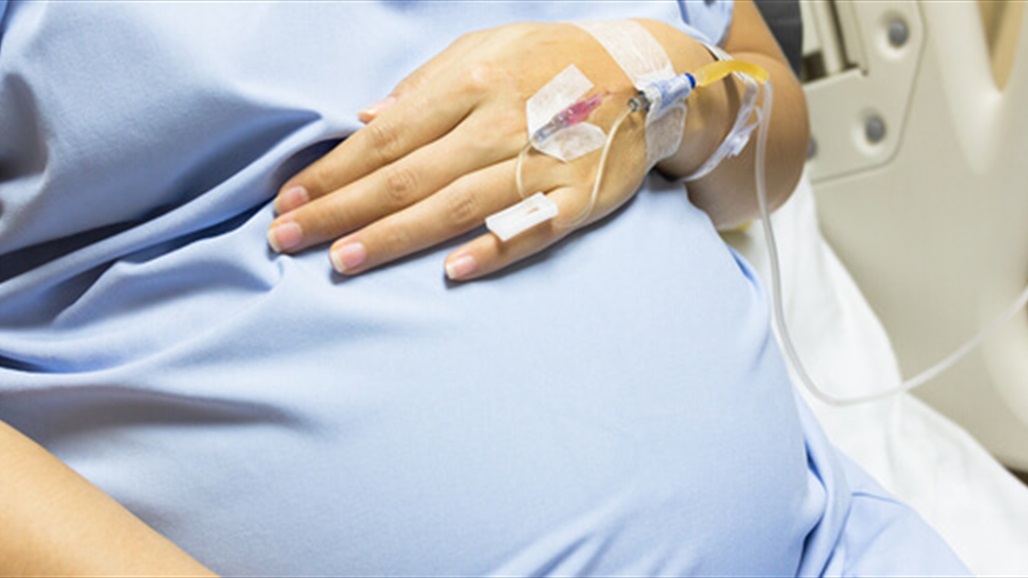 بعد عقم دام 6 سنوات.. سيدة تلد ثلاثة "توائم"