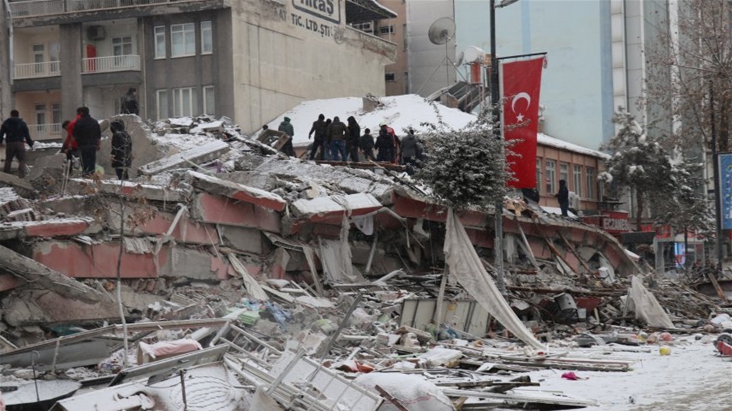 أردوغان يعلن الحداد العام لمدة 7 أيام عقب الزلزال الذي وقع في البلاد