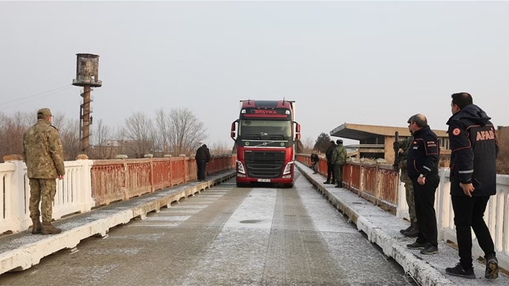 بعد الزلزال.. تركيا تفتح معبرا بريا يربطها مع أرمينيا