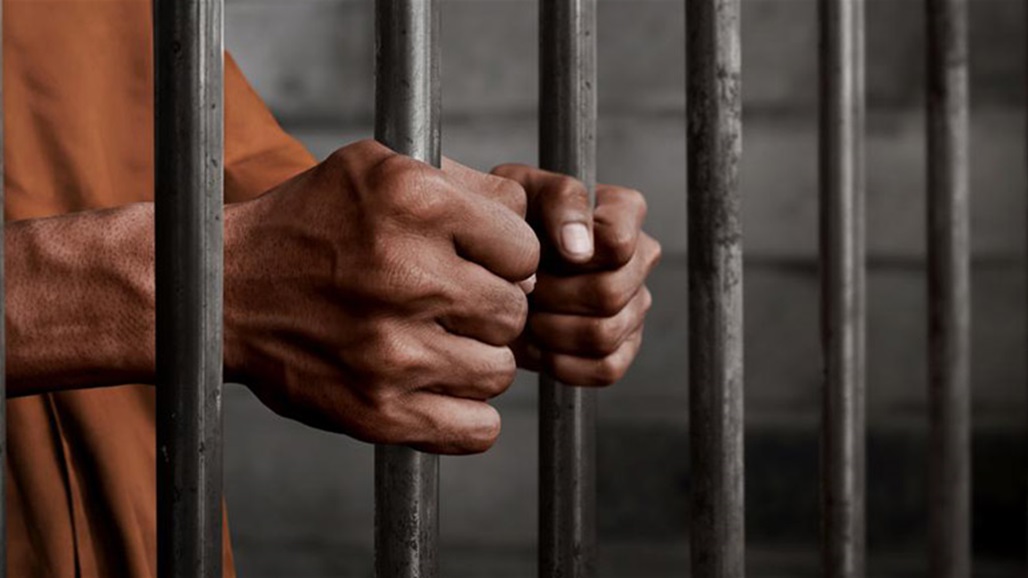 السجن المشدد لمسن هندي اغتصب طفلة تصغره بحوالي 60 عاما!