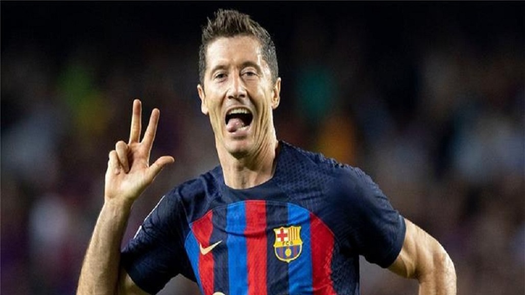 برشلونة يحسم الجدل بشأن مشاركة ليفاندوفسكي في الكلاسيكو 