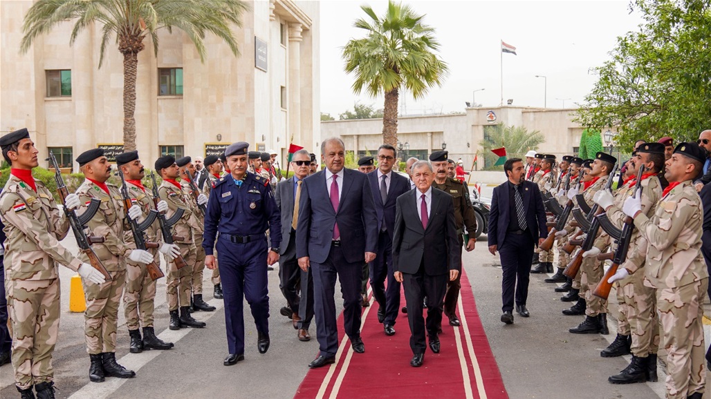 رئيس الجمهورية يؤكد أهمية دور القوات المسلحة في حفظ وترسيخ الأمن