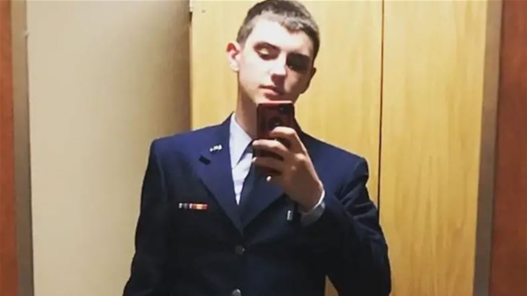 مهتم بالأسلحة ويشكك بمستقبل أمريكا.. تفاصيل جديدة تخص مُسرب وثائق البنتاغون