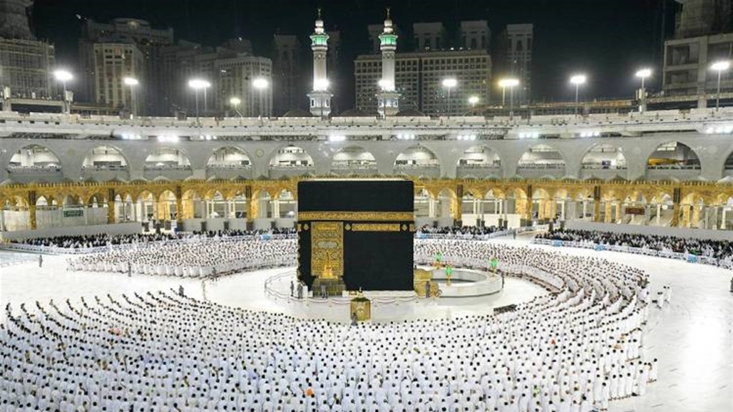 &quot;رقم هائل&quot;.. أعداد المُعتمرين في المسجد الحرام ليلة الـ25 من رمضان 