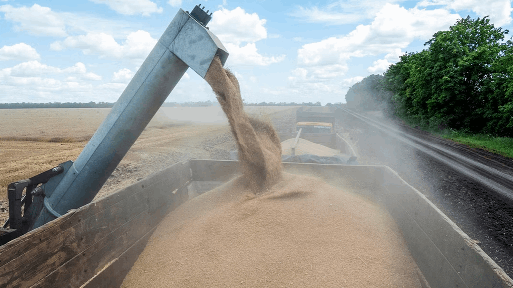 وارسو وكييف يتوصلان لاتفاق بشأن استئناف عملية نقل الحبوب الأوكرانية 