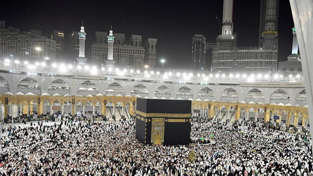 ملايين المصلين يشهدون ختم القرآن بالمسجد الحرام (صور)