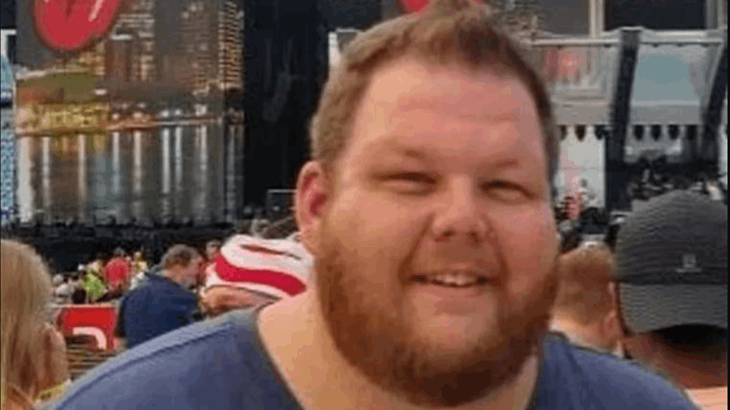 "لا أريد أن أموت صغيرًا".. صورة صادمة لرجل خسر 152 كيلو من وزنه