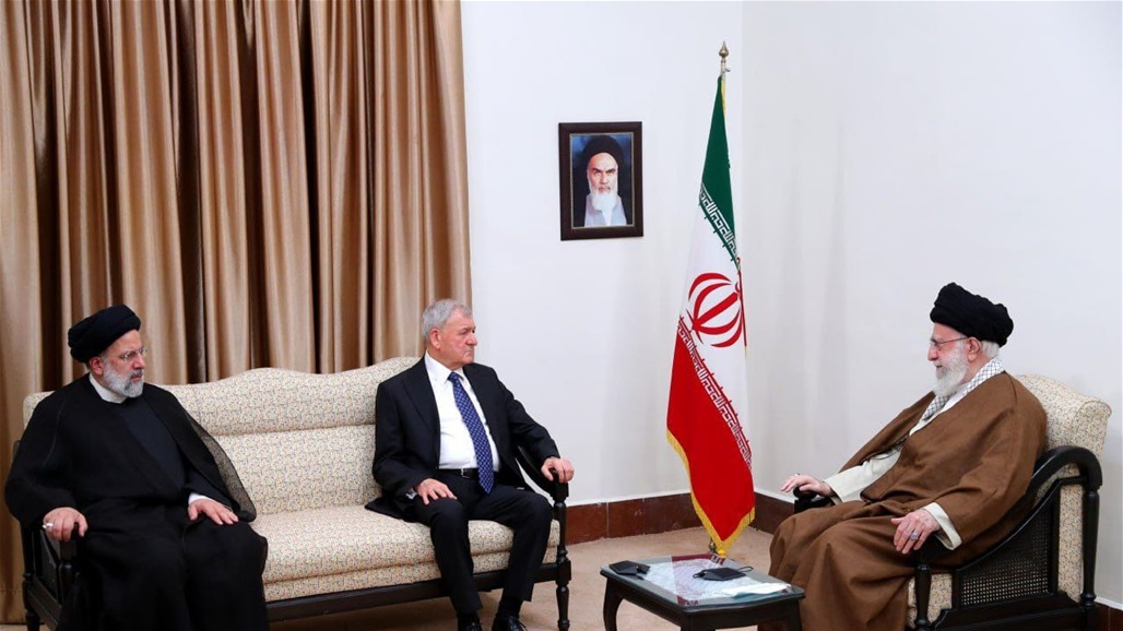 رئيس الجمهورية يلتقي خامنئي.. الأخير يؤكد على دعم إيران للعراق