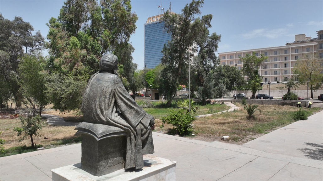 في بغداد.. توجيه بصيانة تمثال ابو نؤاس