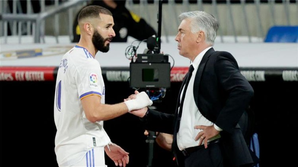 في ظل وجود بنزيما.. انشيلوتي يطالب مدريد بالتعاقد مع مهاجم جديد