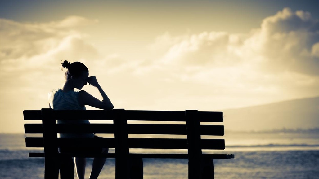 مسؤول طبي أمريكي يحذّر: ضرر الوحدة يعادل تدخين 15 سيجارة في اليوم!