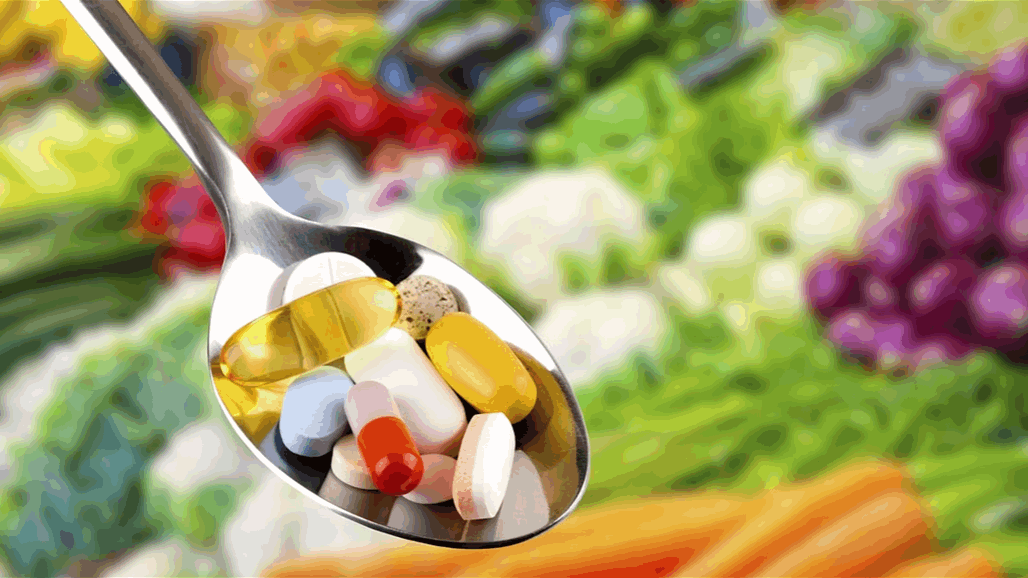 تناول الفيتامينات بكثرة يؤدي لأمراض خطيرة.. حقيقة ام زيف؟ 