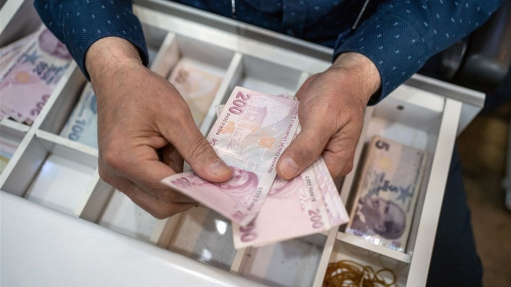 لمستوى قياسي.. الليرة التركية تواصل خسائرها مع فوز أردوغان