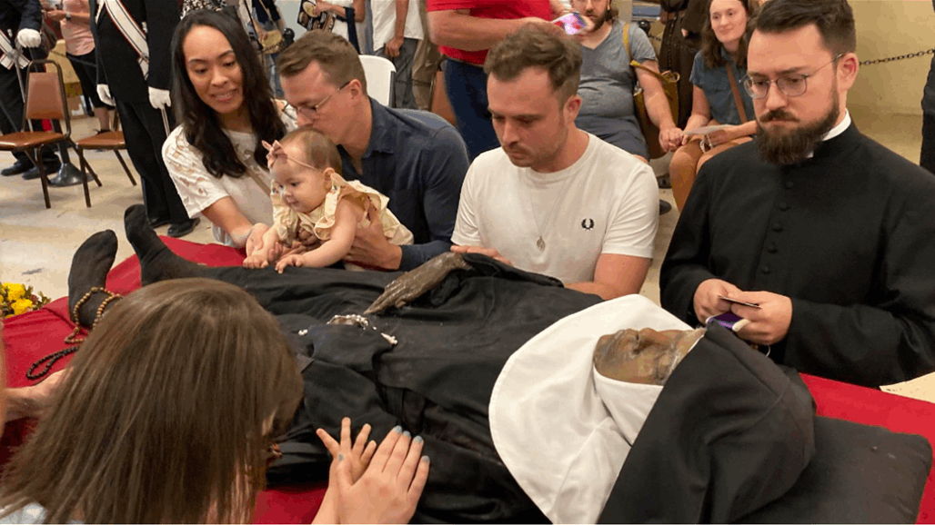 جثة راهبة أمريكية بقيت سليمة رغم دفنها بـ2019.. ماذا يقول العلم عن ذلك؟ (صور) 