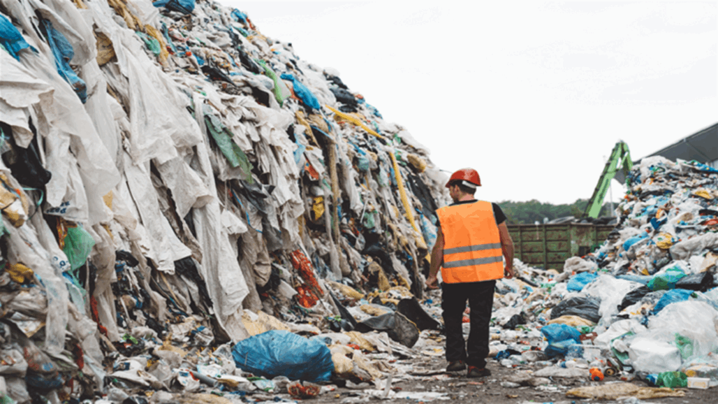 يمكن رؤيته من الفضاء.. ما قصة &quot;جبل الملابس&quot; في تشيلي؟ 