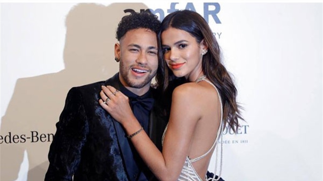 نيمار يعترف بالخيانة ويعتذر لصديقته "الحامل"