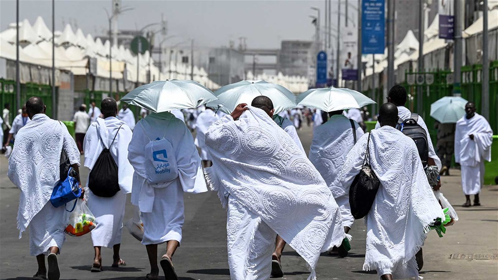 عشية الوقوف على عرفات.. الحجاج يتدفقون نحو منى 