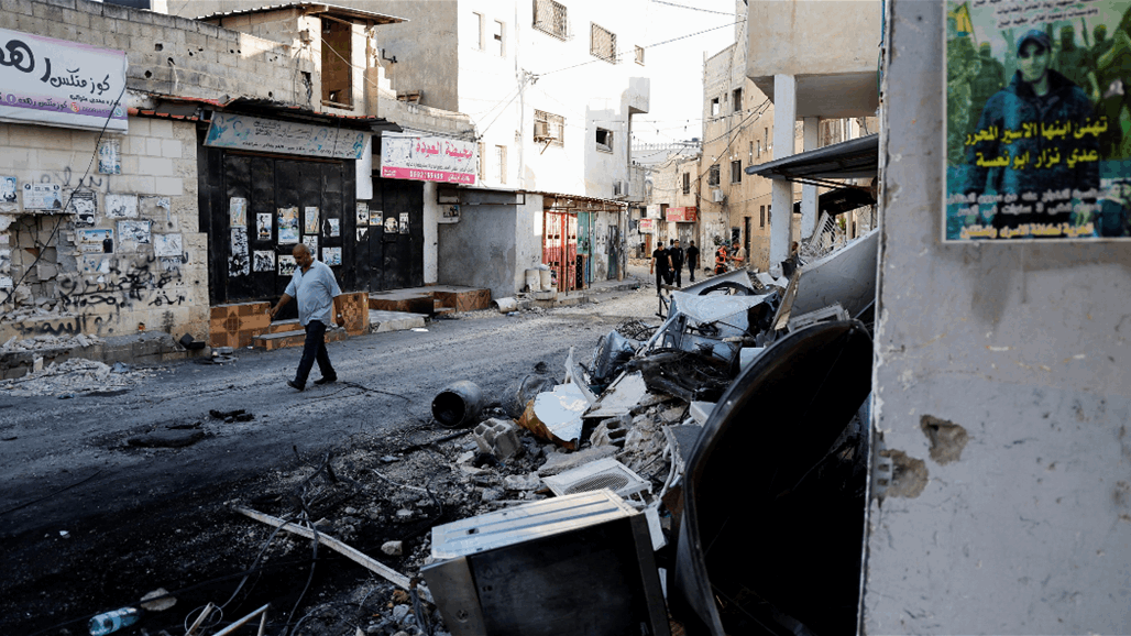 آثار الدمار الذي خلفه الاحتلال "الإسرائيلي" خلال اقتحام مخيم جنين